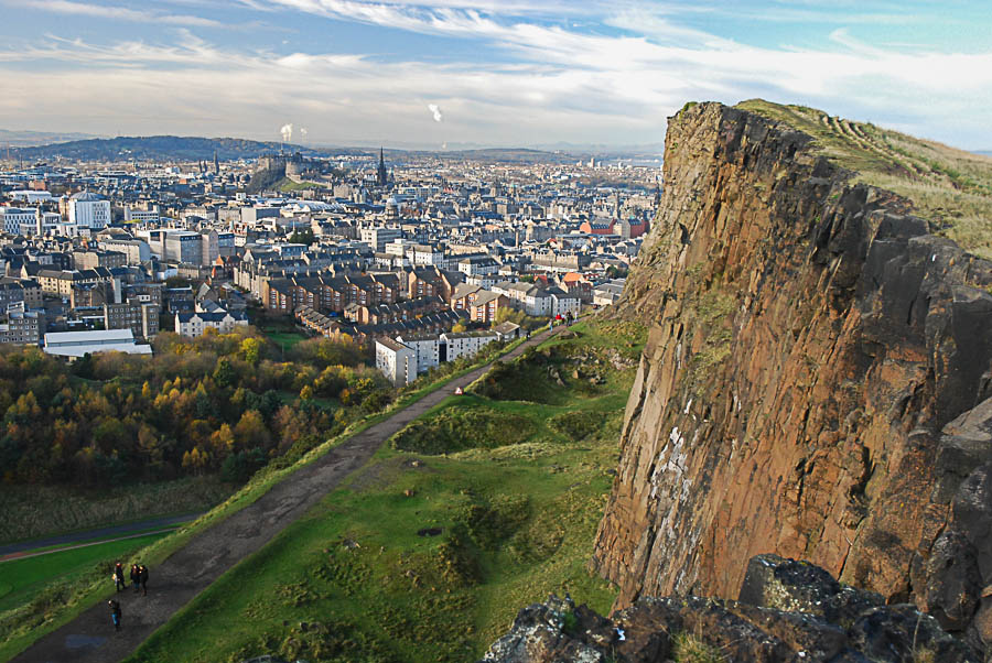 City Breaks on a Budget: Edinburgh and Budapest